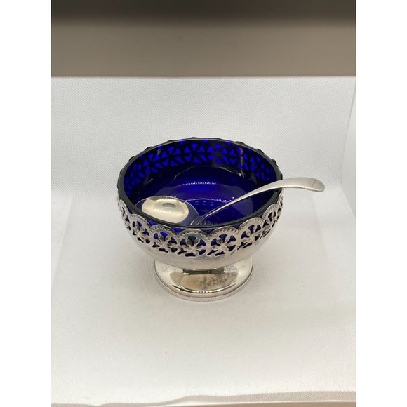 Vintage Celtic Quality Plate Cobalt Blue Glass Bowl Pedestal Candy Bowl England - Picture 2 of 8